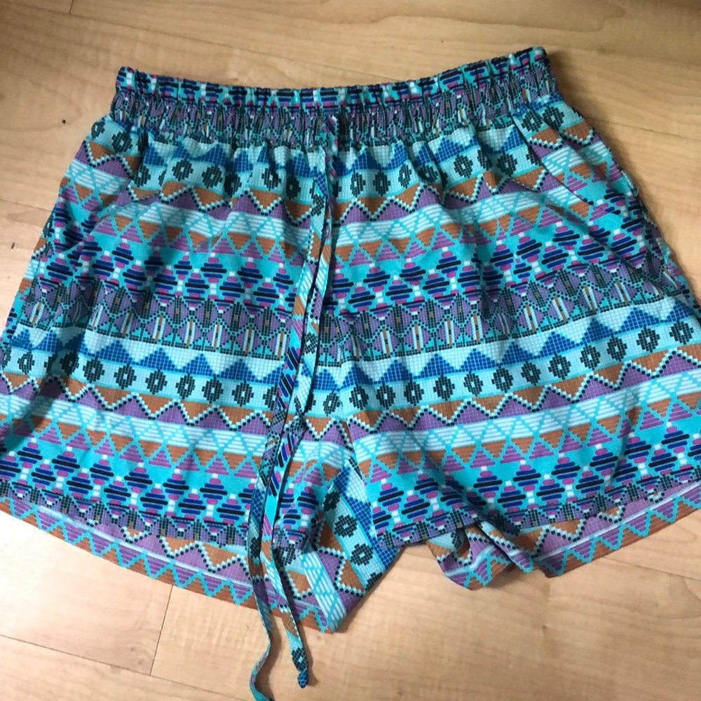 Tribal printed shorts